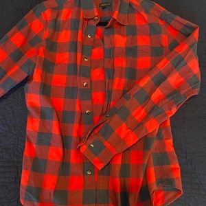2 Men’s Medium J Crew black/grey & Red/Navy Flanne